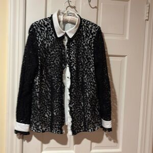 KARL LAGERFELD long sleeves shirt in size Medium. In good condition